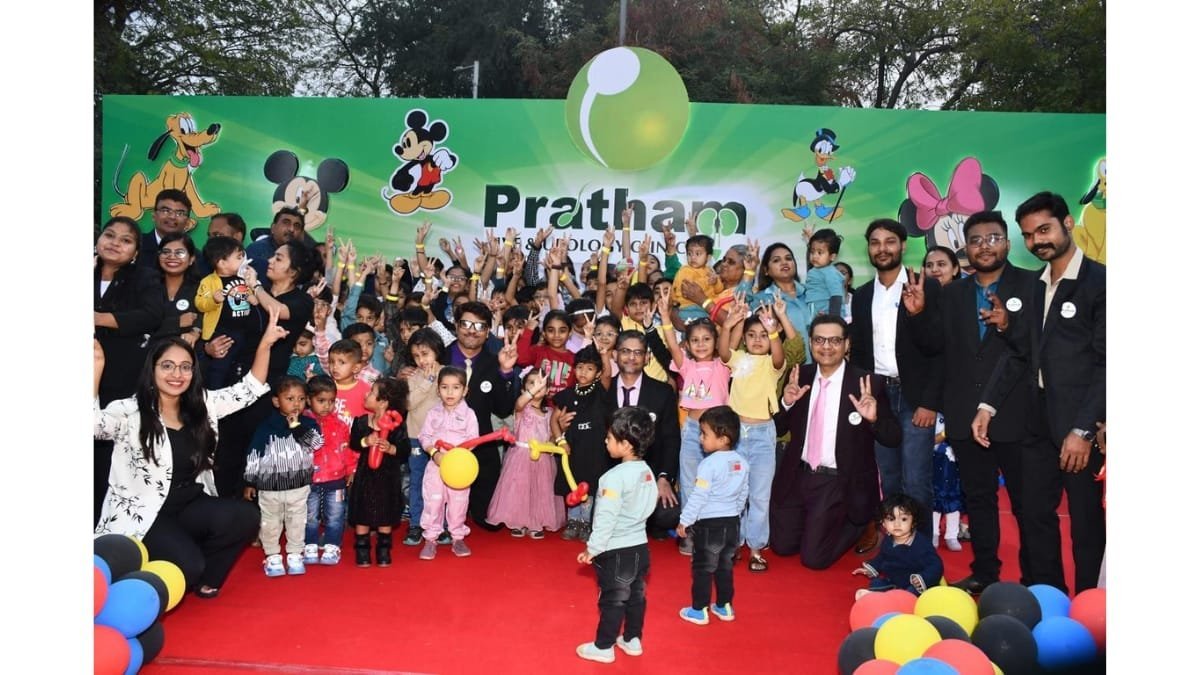 Pratham IVF and Urology Clinic hosts get together, celebrating Christmas with IVF kids