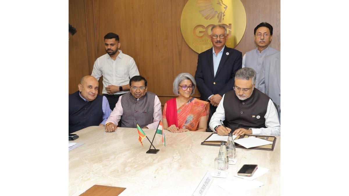 The Ceylon Chamber of Commerce and Gujarat Chamber of Commerce & Industry Sign MoU