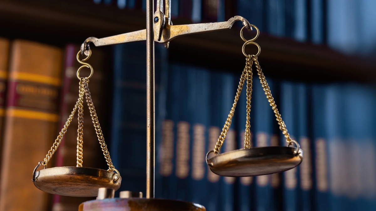 Delhi Court Directs Status Quo Pending Consideration of Transfer Petitions