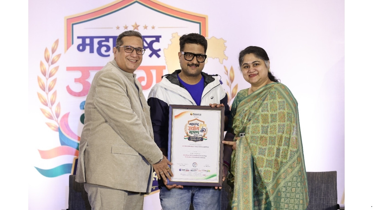 Dr. Prasad Pawar, Dr. Ajay Ojha and Dr. Aniket Kadam of Techknowgreen Solutions Limited Honoured for Excellence in Environmental Consulting, Technology
